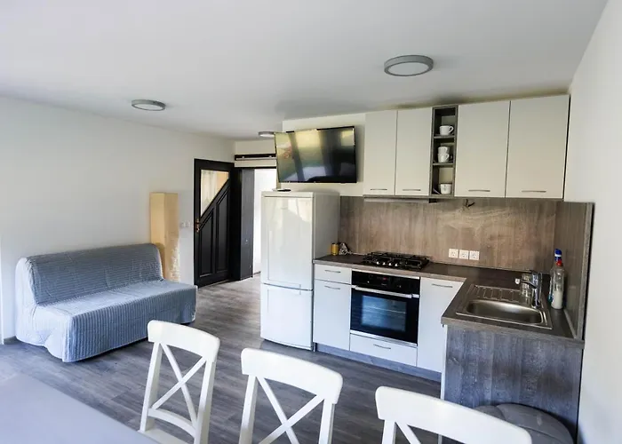 Pocitniska Hisa Val * Gradac